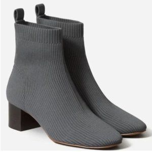 Everlane Glove Boot in Charcoal